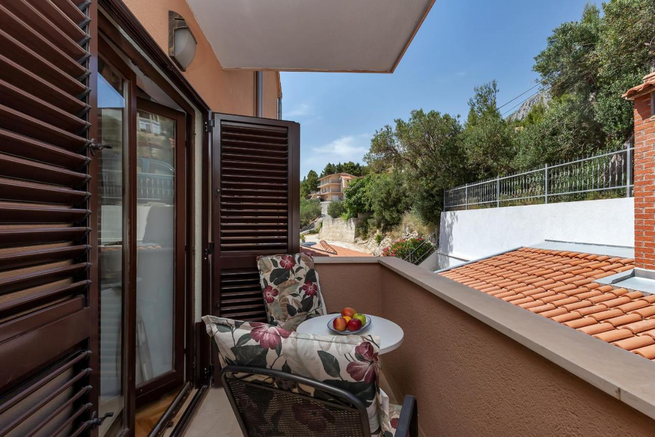 Guest House Lazeta Duce Bagian luar foto